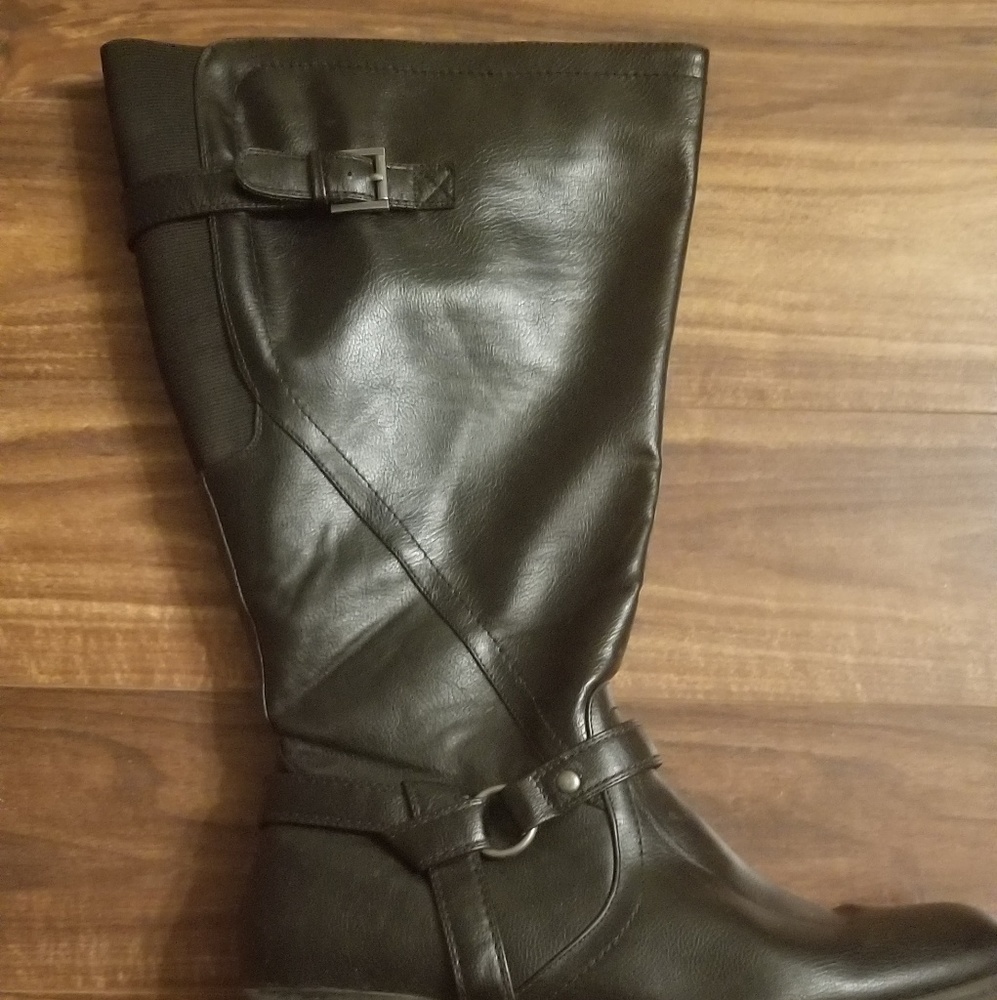 WIDE CALF BOOTS